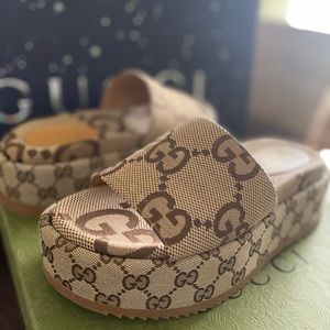 Gucci GG Logo Platform Slides